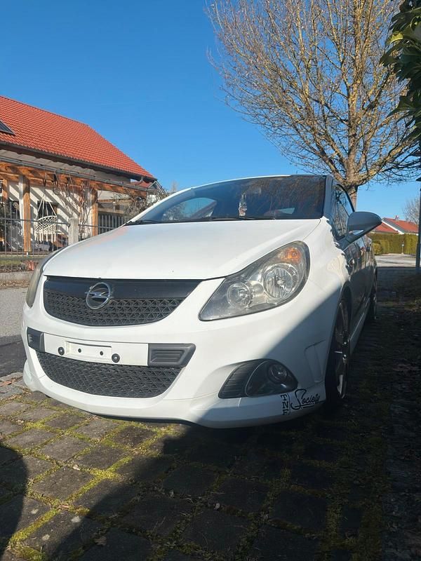 Gebraucht Opel Corsa OPC 192 PS (141 kW) 2009 Weiß Kleinwagen