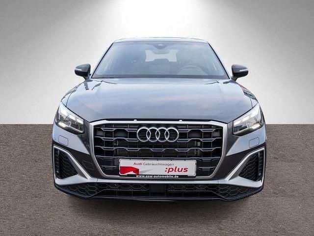 Gebraucht Audi Q2 S-Line 150 PS (110 kW) 2025 Daytonagrau perleffekt SUV