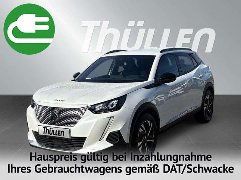 Weiß Gebraucht 2023 Peugeot e-2008 Allure SUV | 21.490 € (Fairer Preis) - Bild 1/4