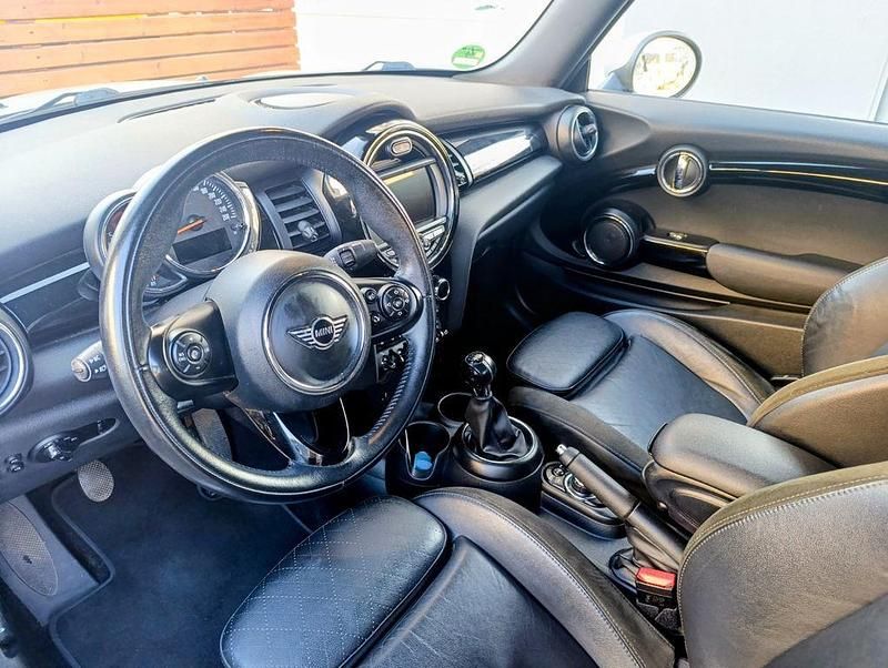 Gebraucht Mini Cooper D 116 PS (85 kW) 2018 Silber Kleinwagen