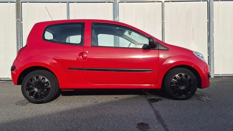 Gebraucht Renault Twingo 58 PS (42 kW) 2008 Rot Kleinwagen