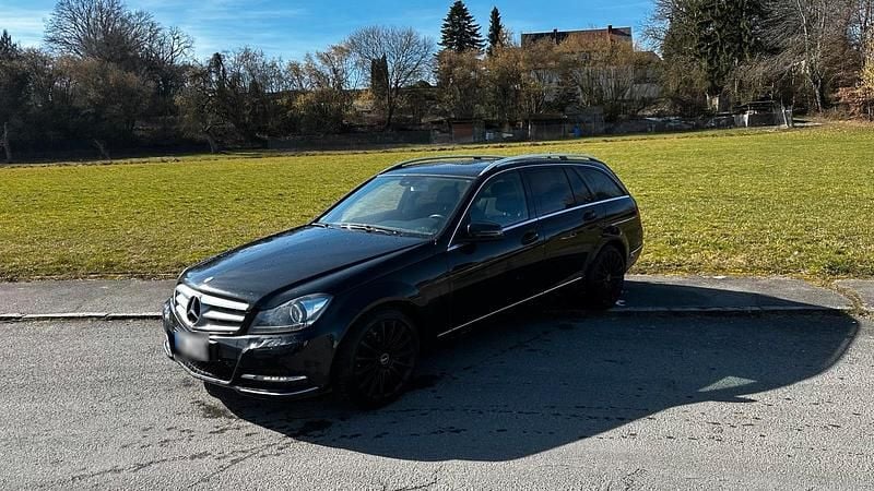 Gebraucht Mercedes 170 170 PS (125 kW) 2012 Schwarz Kombi