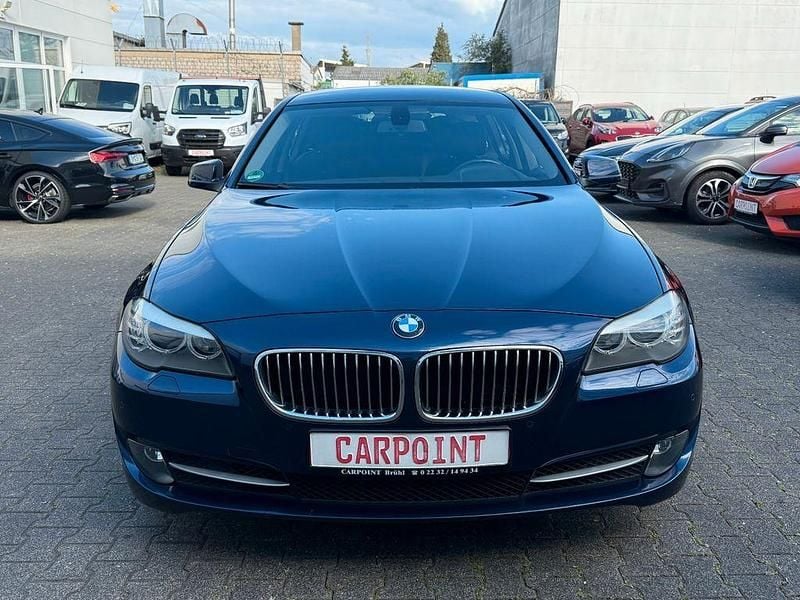 Gebraucht BMW 523 204 PS (150 kW) 2011 Blau Kombi