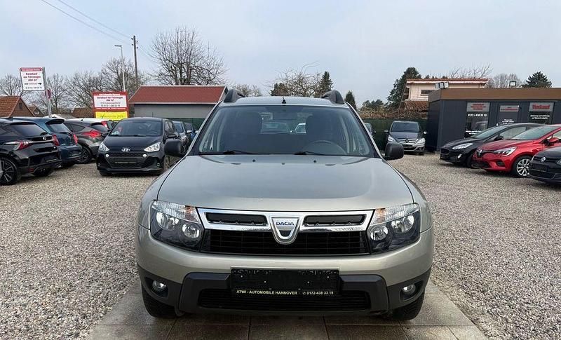 Gebraucht Dacia Duster Lauréate 110 PS (80 kW) 2010 Grün SUV