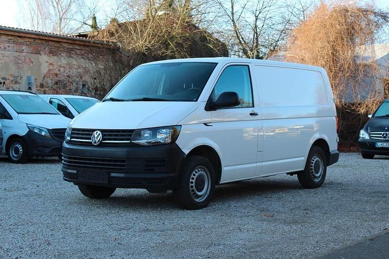 Gebraucht VW Transporter 102 PS (75 kW) 2019 Weiß Van