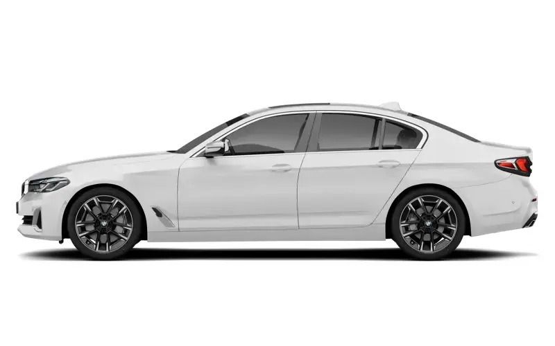 Grau Gebraucht 2024 BMW 520 Comfort Edition Limousine | 59.370 € (Fairer Preis) - Bild 1/1