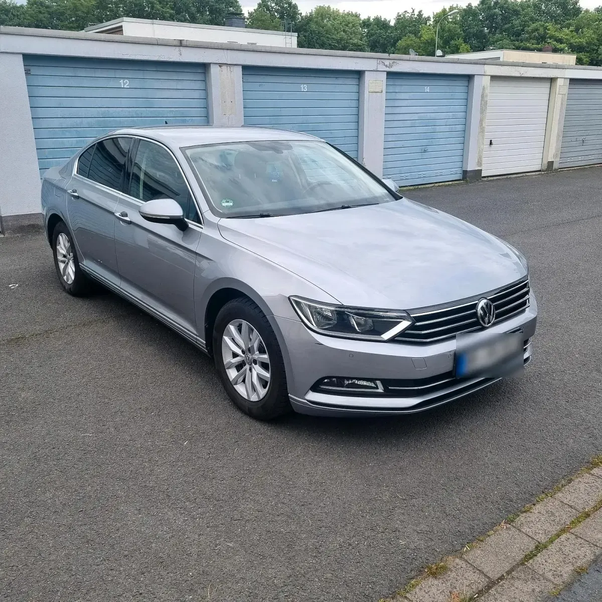 Gebraucht VW Passat 150 PS (110 kW) 2018 Andere farben Limousine
