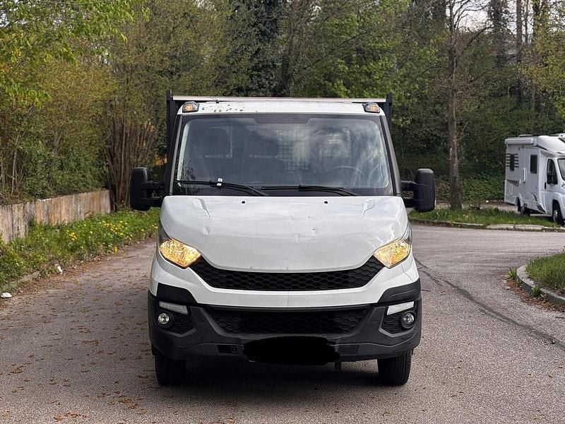 Second-hand Iveco Daily 150 CP (110 kW) 2017 Alb