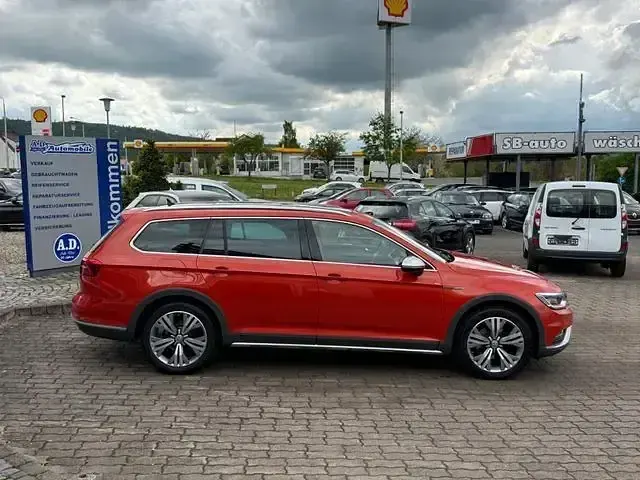 Second-hand VW Passat Alltrack 190 CP (139 kW) 2016 Portocaliu Break