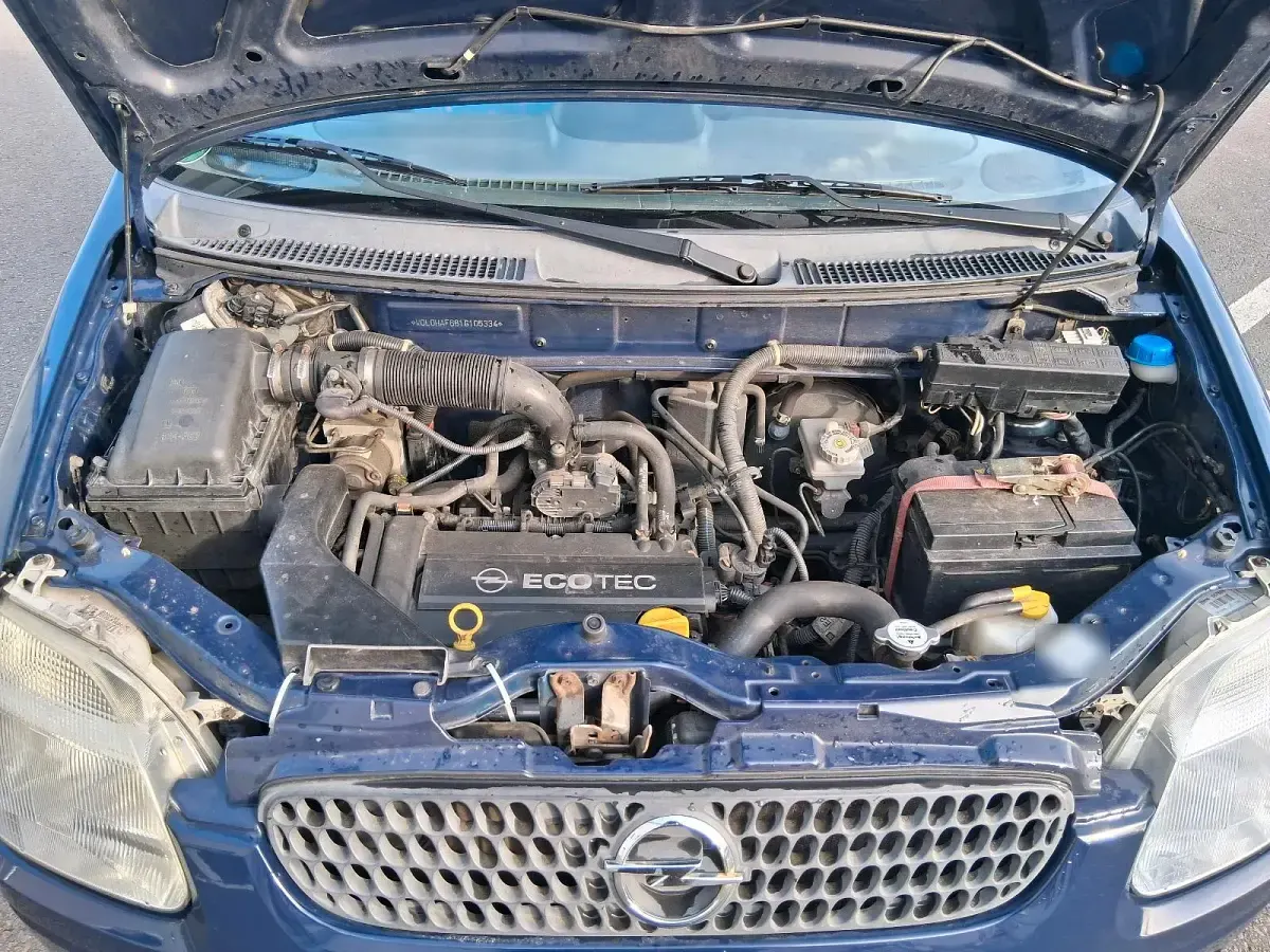 Gebraucht Opel Agila 75 PS (55 kW) 2001 Blau Van / Kleinbus