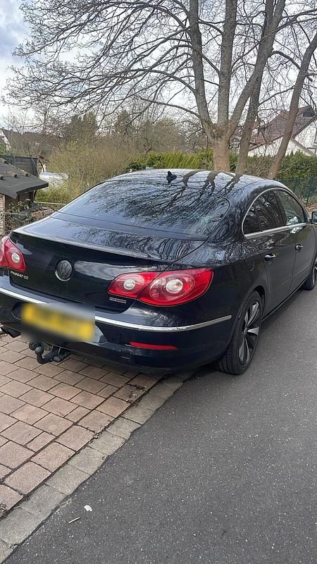 Gebraucht VW Passat 140 PS (102 kW) 2011 Limousine