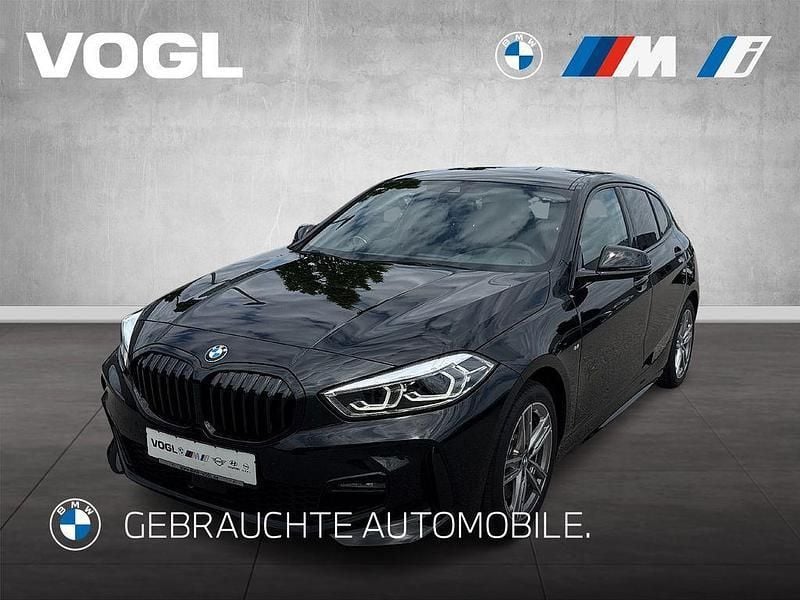 Saphirschwarz Gebraucht 2023 BMW 120 Performance Kleinwagen | 29.680 € (Fairer Preis) - Bild 1/4