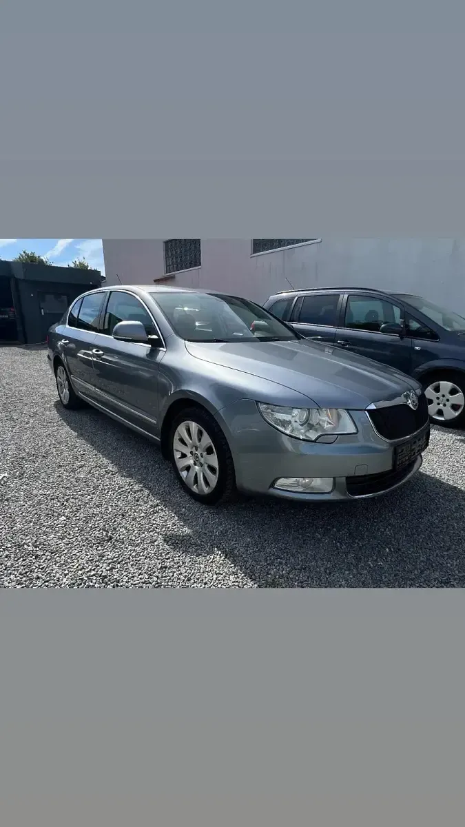 Gebraucht Skoda Superb 170 PS (125 kW) 2009 Grau Limousine
