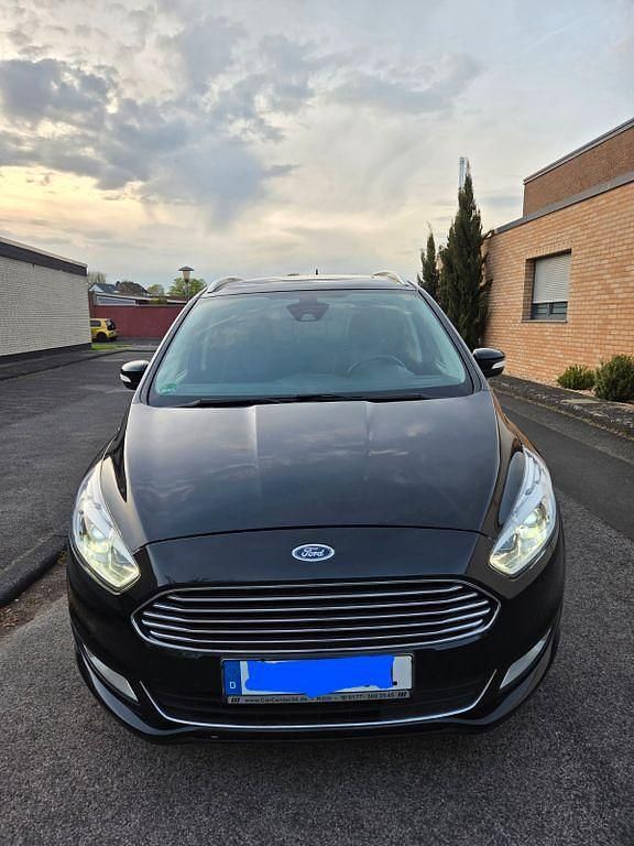 Gebraucht Ford Galaxy Titanium 179 PS (131 kW) 2016 Schwarz Van / Kleinbus