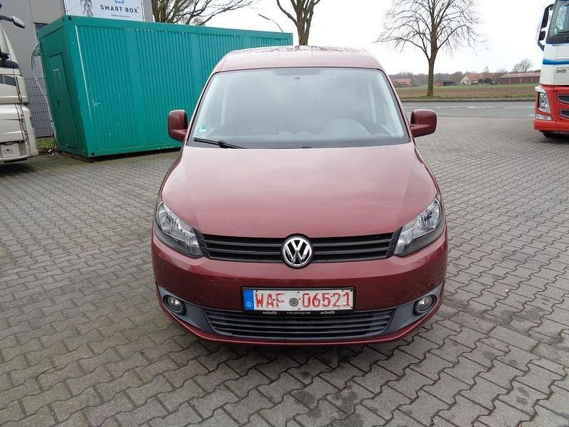 Gebraucht VW Caddy Trendline 102 PS (75 kW) 2011 Rot Van / Kleinbus