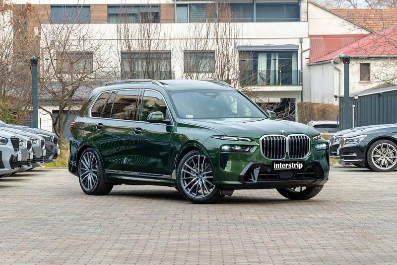 Gebraucht BMW X7 M Sport 352 PS (258 kW) 2023 Sonderlackierung SUV