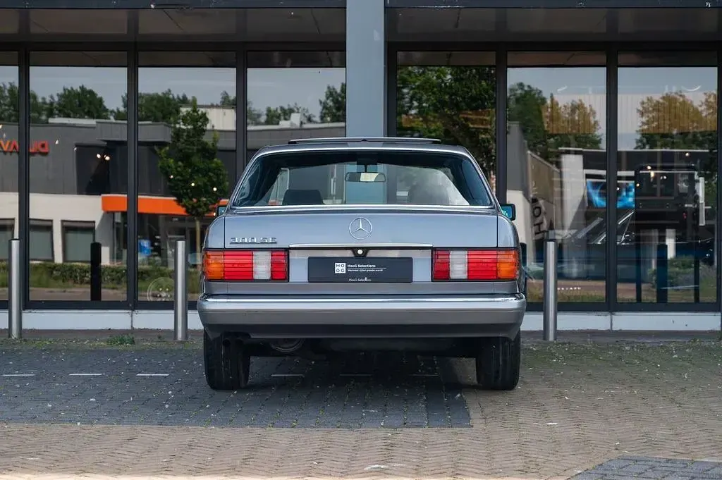 Gebraucht Mercedes S300 179 PS (131 kW) 1987 Grau Limousine