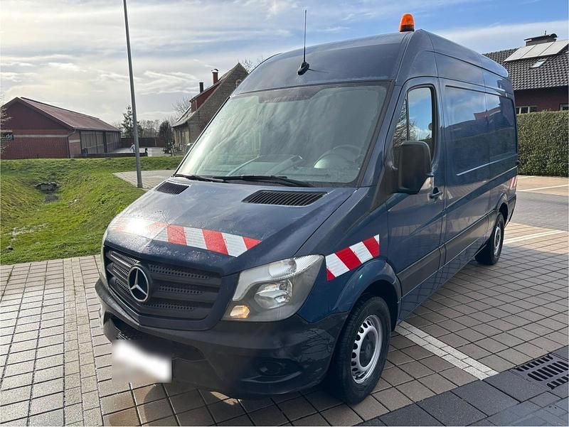 Gebraucht Mercedes Sprinter 160 PS (117 kW) 2018 Blau Van