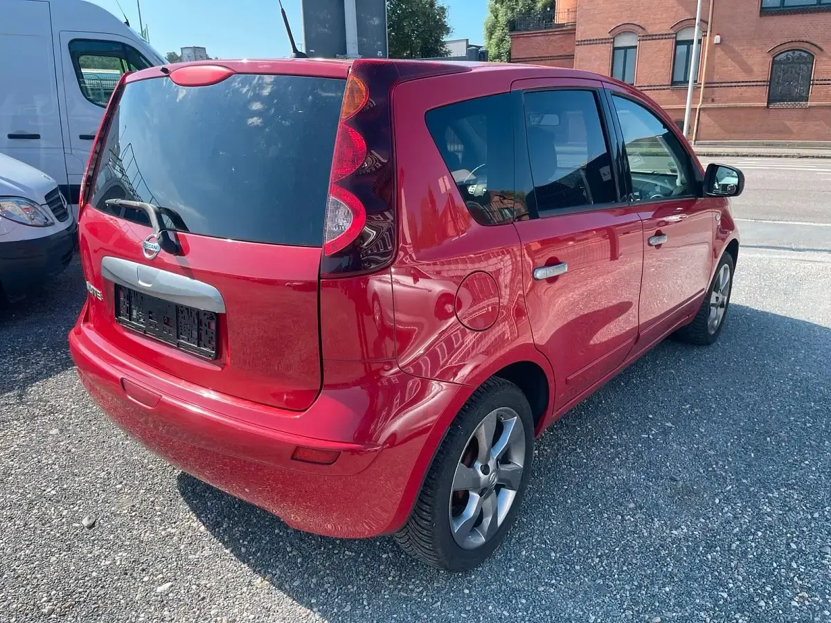 Gebraucht Nissan Note 110 PS (80 kW) 2011 Rot Kleinwagen