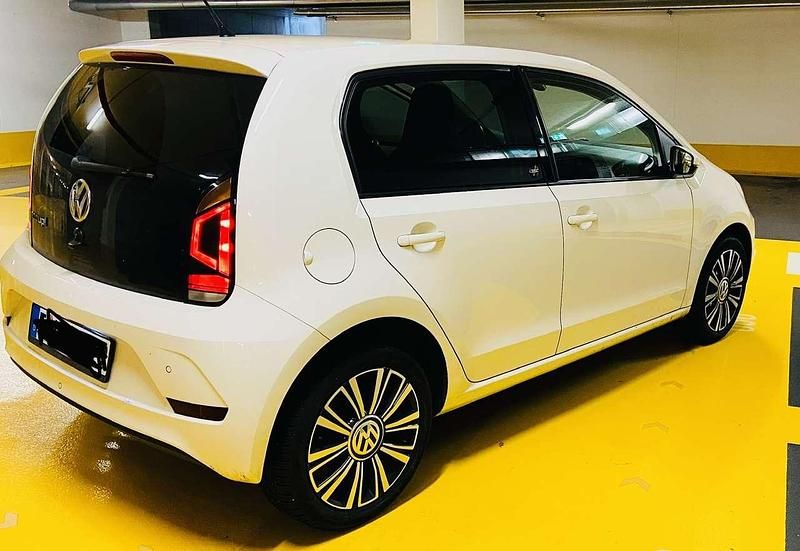 Gebraucht VW up! Move 68 PS (50 kW) 2017 Weiß Kleinwagen
