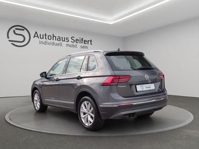 Gebraucht VW Tiguan Highline 190 PS (139 kW) 2020 Indiumgrau metallic (metallic) SUV