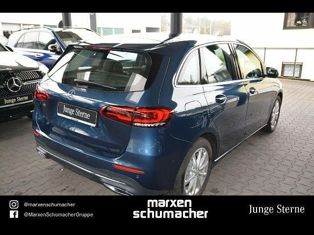 Gebraucht Mercedes B250e 218 PS (160 kW) 2022 Van / Kleinbus