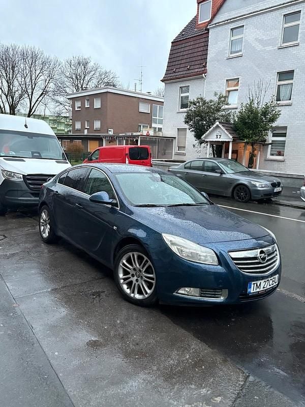 Gebraucht Opel Insignia 160 PS (117 kW) 2011 Blau Limousine
