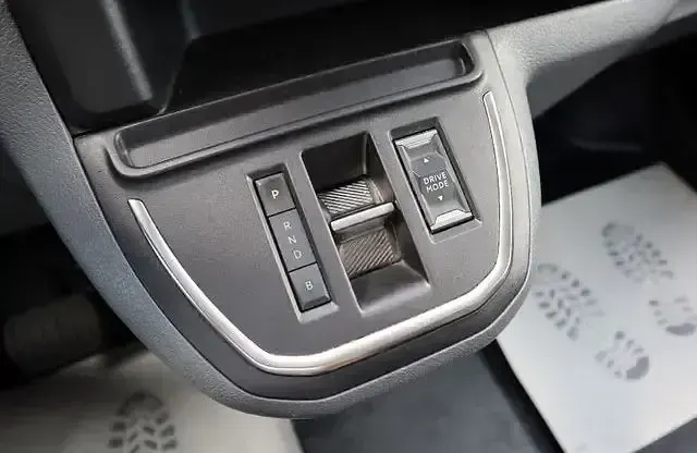 Gebraucht Opel Vivaro Edition 136 PS (100 kW) 2022 Weiß Van / Kleinbus