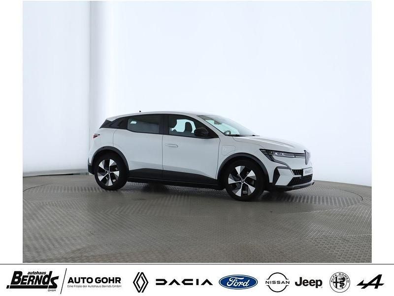 Gebraucht Renault Mégane Equilibre 96 kW (131 PS) 2022 Weiß Limousine