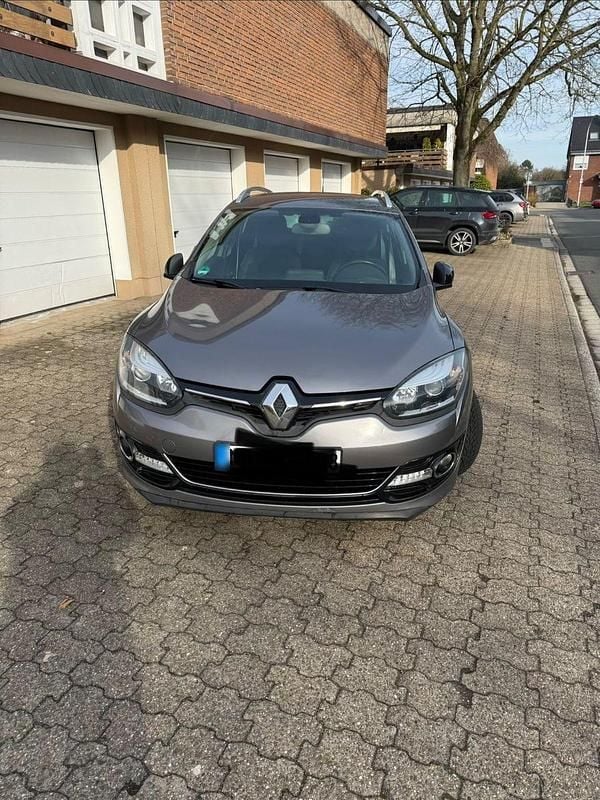 Gebraucht Renault Mégane GrandTour Bose Edition 131 PS (96 kW) 2014 Schwarz Kombi