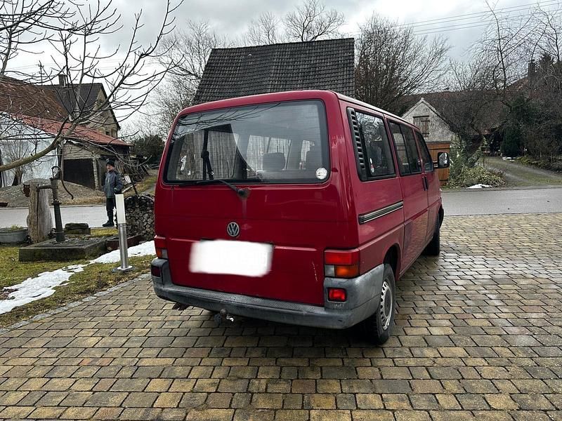 Gebraucht VW Caravelle 102 PS (75 kW) 1997 Rot Van / Kleinbus