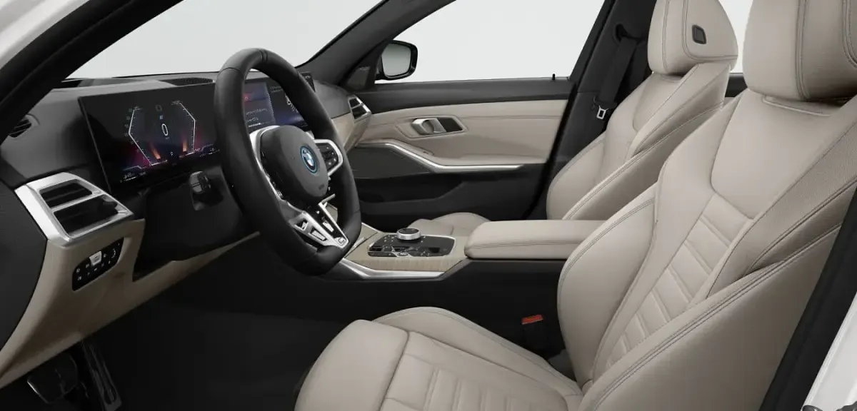 Gebraucht BMW 330e Comfort Edition 292 PS (214 kW) 2025 Weiß Limousine