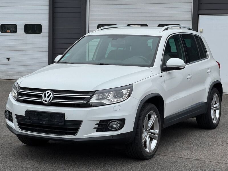 Weiß Gebraucht 2015 VW Tiguan LOUNGE SUV | 9.500 € (Guter Preis) - Bild 1/4