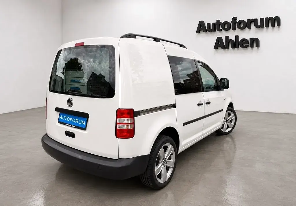 Gebraucht VW Caddy Pro 109 PS (80 kW) 2012 Weiß Van / Kleinbus