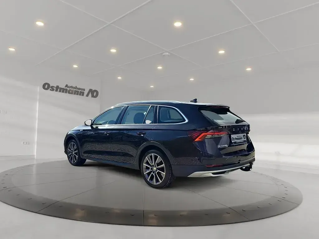 Gebraucht Skoda Octavia First Edition 200 PS (147 kW) 2021 Schwarzmagic perleffekt Kombi