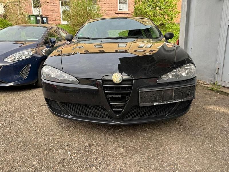 Gebraucht Alfa Romeo 147 105 PS (77 kW) 2005 Schwarz Kleinwagen