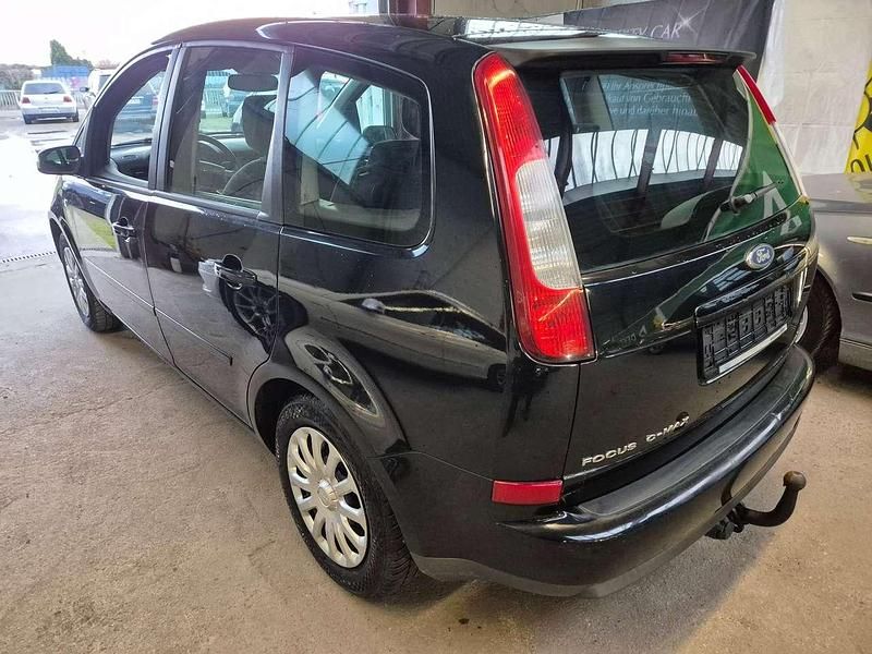 Gebraucht Ford Focus Ghia 120 PS (88 kW) 2005 Schwarz Kombi