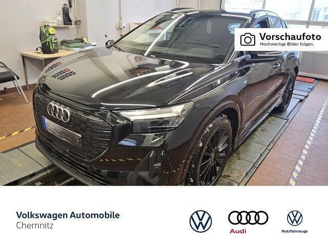 Gebraucht Audi Q4 e-tron Basis 150 kW (204 PS) 2023 Mythosschwarz metallic SUV