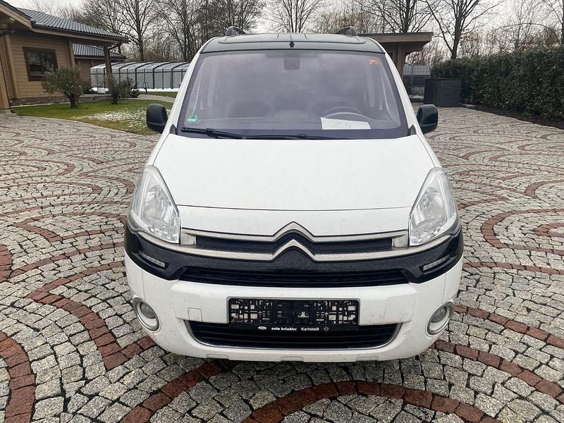Gebraucht Citroën Berlingo SELECTION 92 PS (67 kW) 2012 Weiß Van / Kleinbus