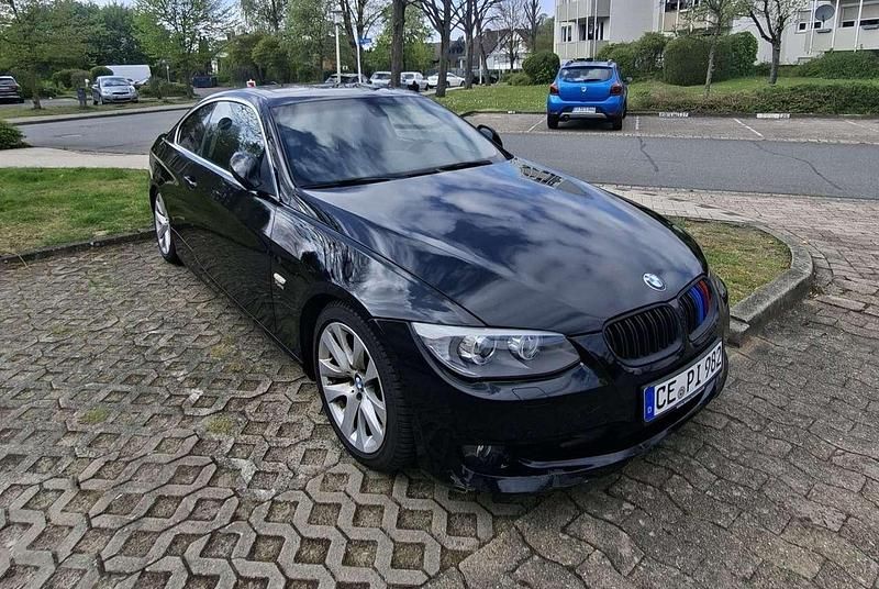 Gebraucht BMW 328 243 PS (178 kW) 2013 Coupé