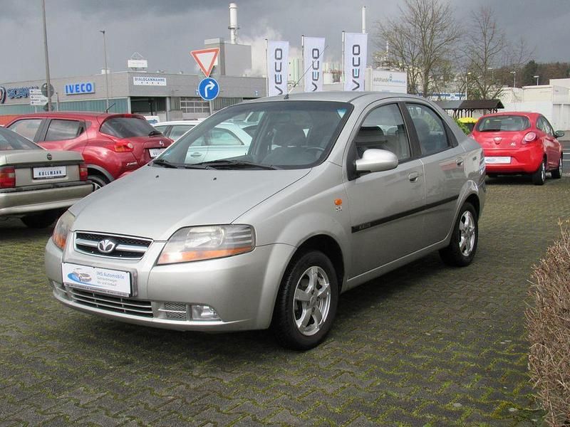 Gebraucht Chevrolet Kalos SX 94 PS (69 kW) 2005 Grau (metallic) Limousine
