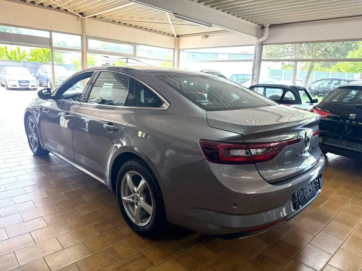 Gebraucht Renault Talisman Intens 160 PS (117 kW) 2016 Grau Limousine