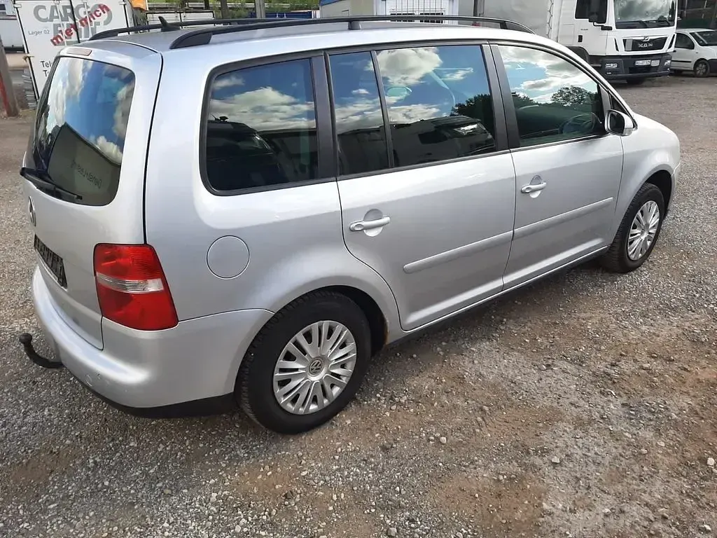 Gebraucht VW Touran Highline 150 PS (110 kW) 2005 Silber Van / Kleinbus