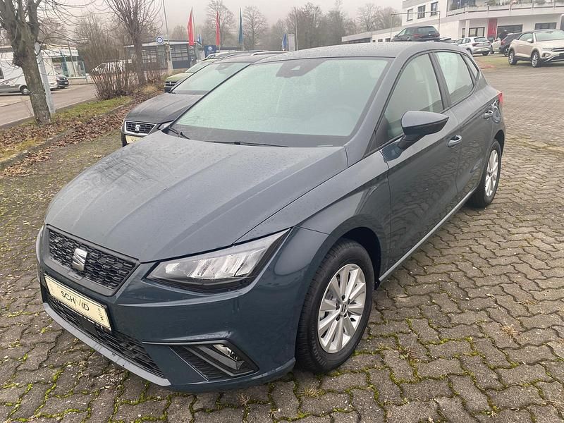 Neu Seat Ibiza Style 95 PS (69 kW) 2025 Fjordblau Limousine