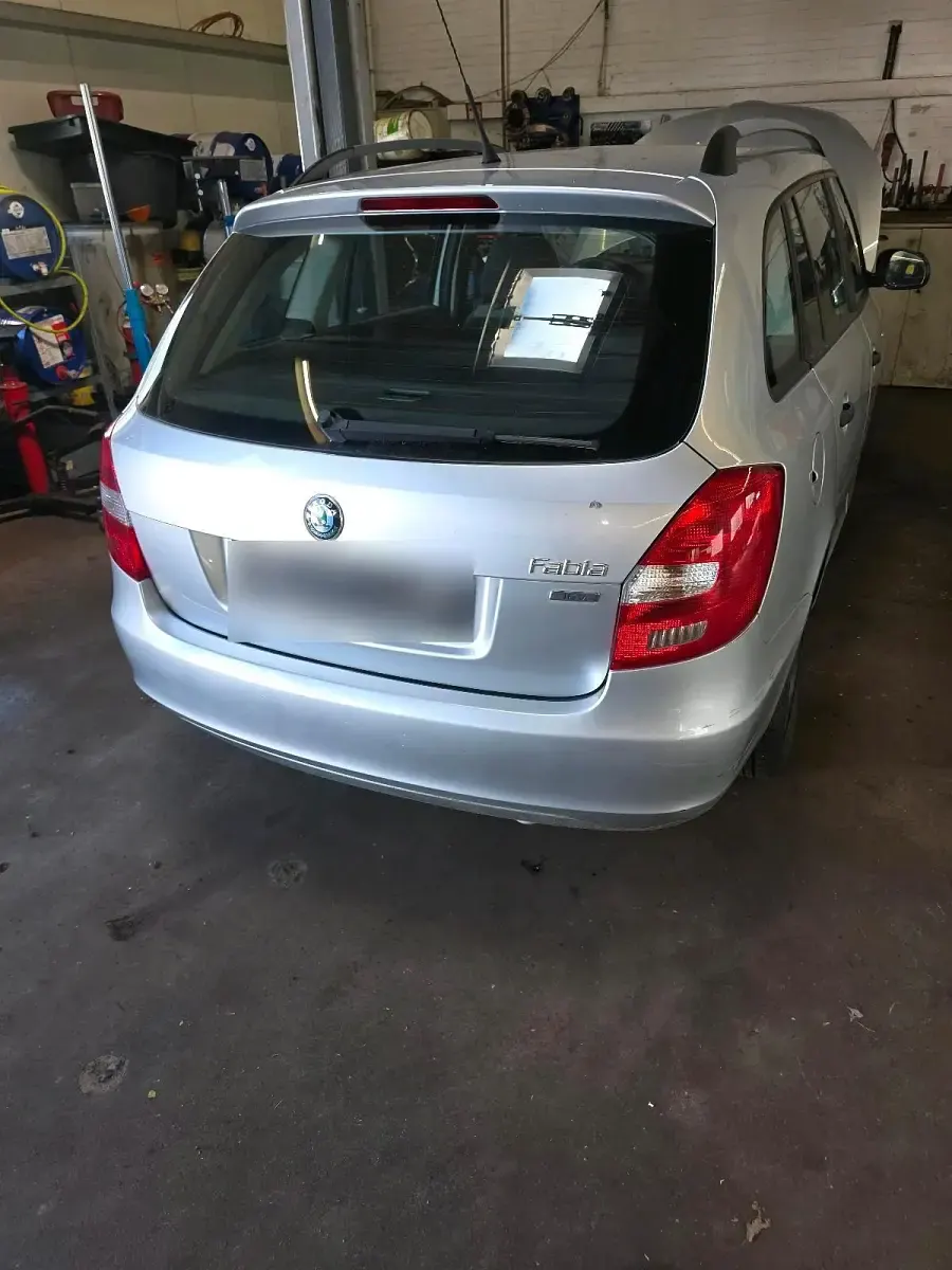 Gebraucht Skoda Fabia 86 PS (63 kW) 2011 Silber Kombi