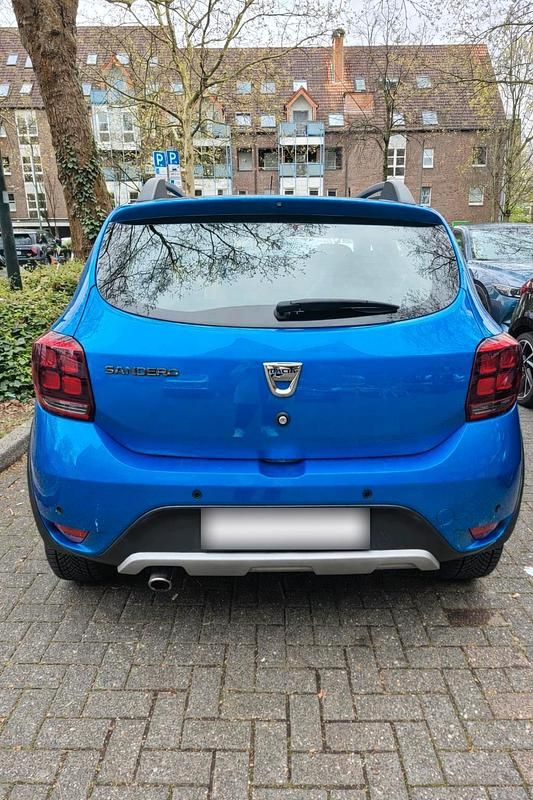 Gebraucht Dacia Sandero Stepway 90 PS (66 kW) 2020 Blau Limousine