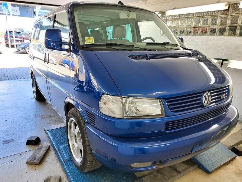 Second-hand VW T4 Edition 151 CP (111 kW) 2003 Albastru Van
