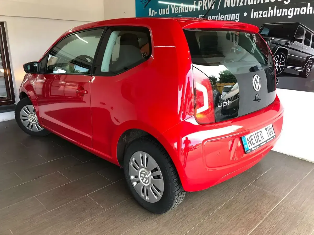 Gebraucht VW up! 60 PS (44 kW) 2012 Rot Kleinwagen