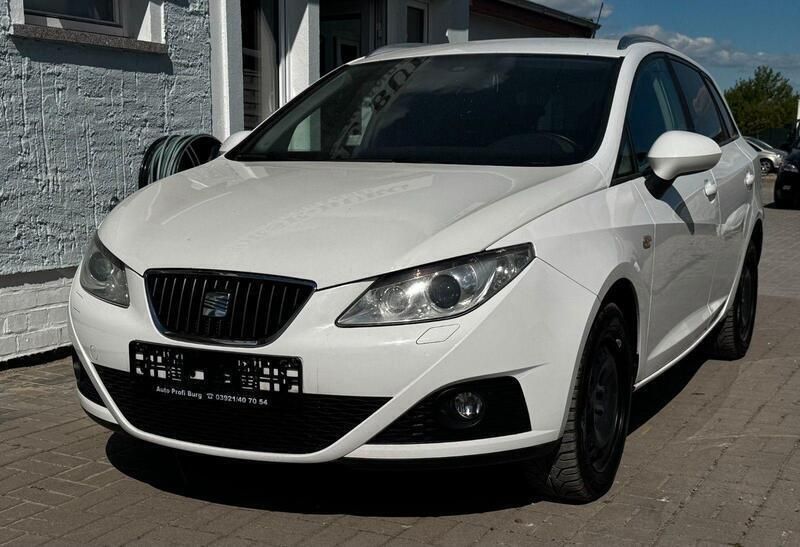 Weiß Gebraucht 2010 Seat Ibiza ST Sport Kombi | 2.200 € (Guter Preis) - Bild 1/4