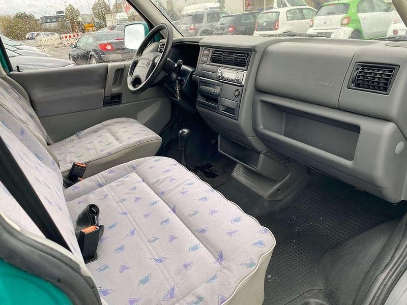 Gebraucht VW T4 102 PS (75 kW) 2001 Grün Van